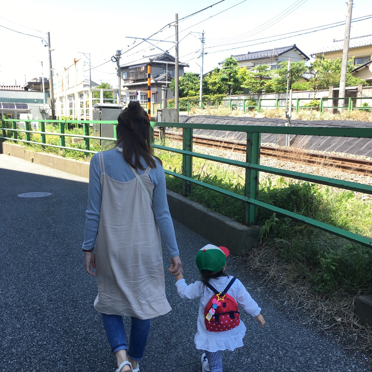 7CDAE1E6-5294-4DB7-BF3E-878DB534F4EB