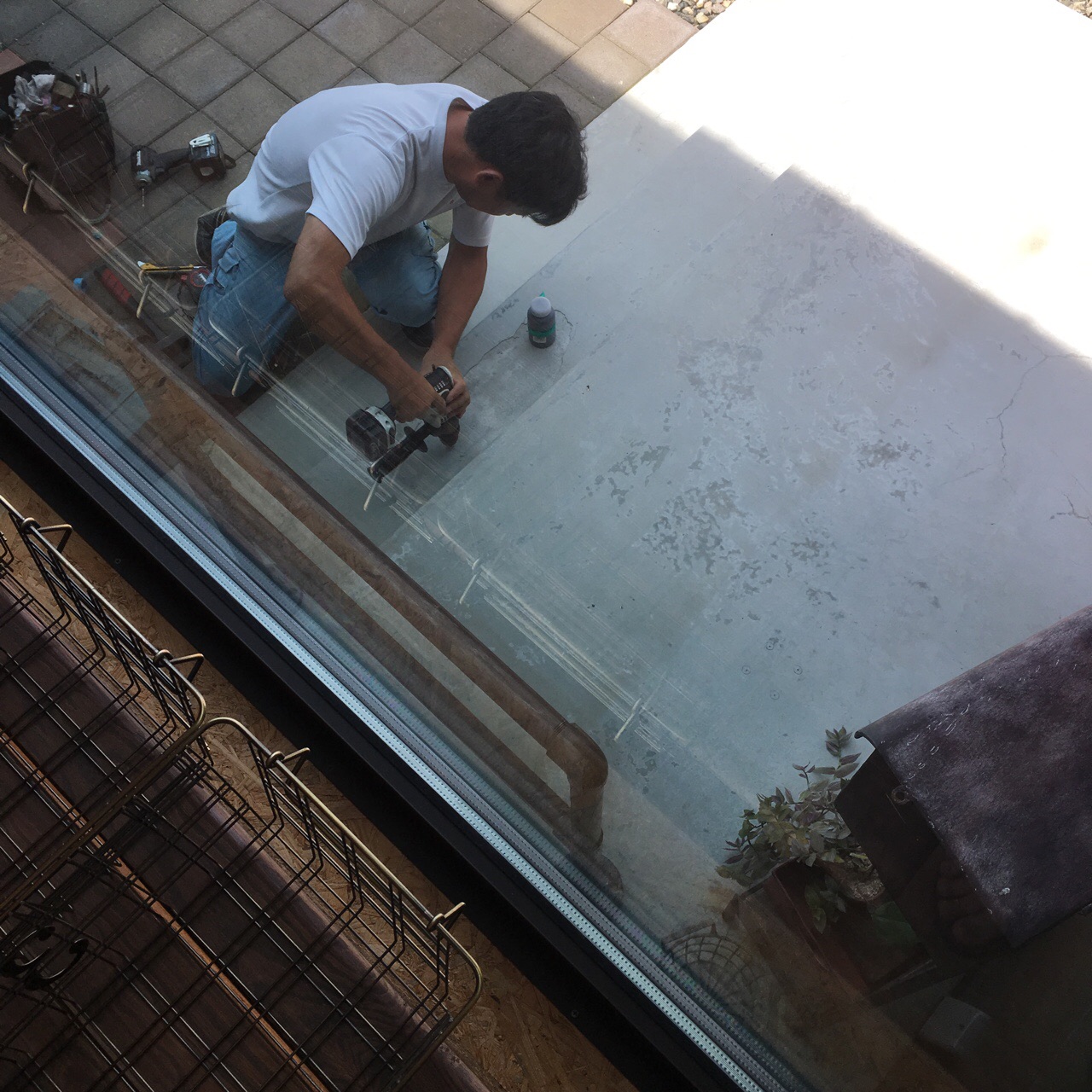 D3700AD3-0032-47F5-9731-BD0E5CC88981