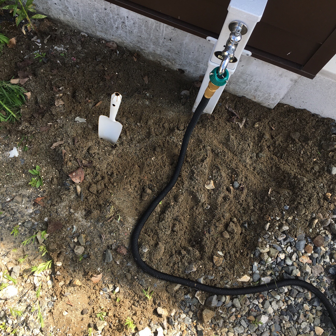 BDAD404A-9BC9-4358-BA10-981899335877