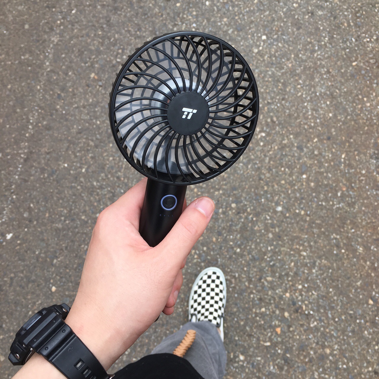 7798D763-387F-4DEA-8AA3-B90F7D10CB25