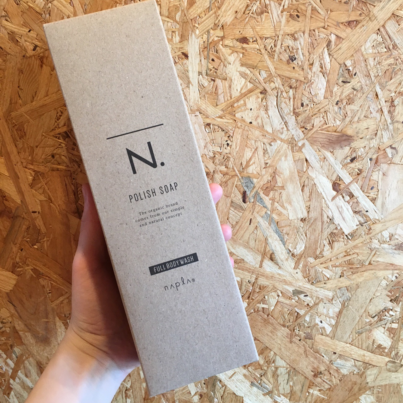 565B9608-EF0D-48CA-AD8B-D10B2B6F6D3F